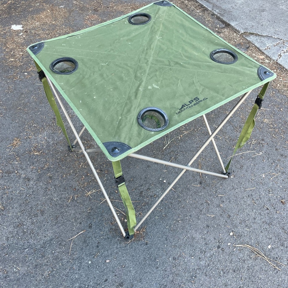 Alps Mountaineering Green Folding Camping Table with Cup Holders